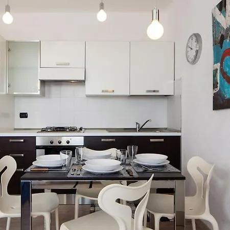 Casa Borgo Ponente, Affacciata Sul Mare *