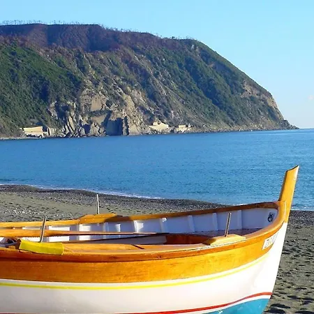 Casa Borgo Ponente, Affacciata Sul Mare Daire