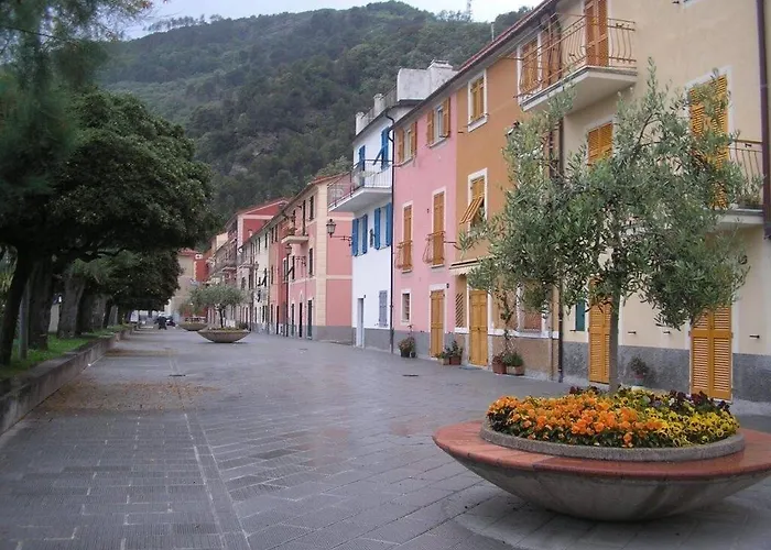 Casa Borgo Ponente, Affacciata Sul Mare *