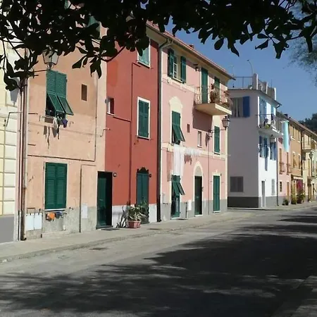 アパート Casa Borgo Ponente, Affacciata Sul Mare *